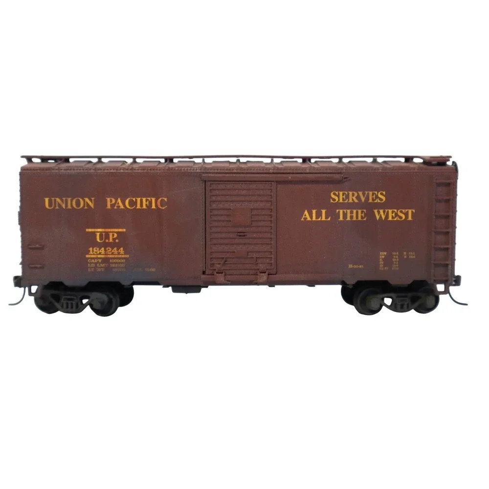 Union Pacific HO Scale Boxcar Serves All The West 184244 Brown Sliding Door